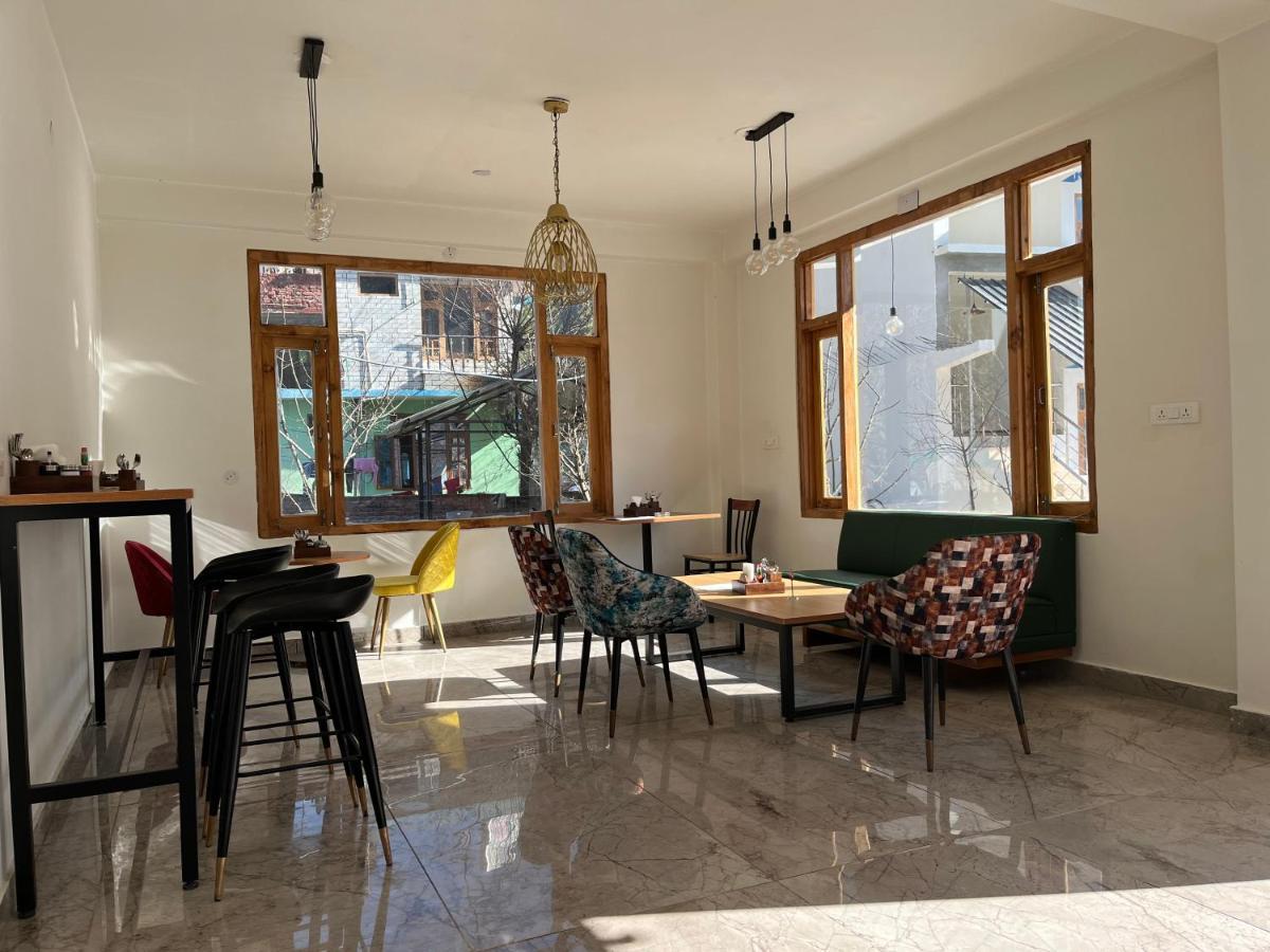 Hotel Adinova كاسول المظهر الخارجي الصورة